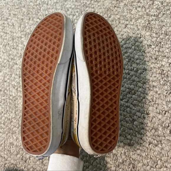 Vans Van Gogh Museum Amsterdam Slip On Shoes Skull Painting Men’s 5.5 Women’s 7 - Picture 6 of 6